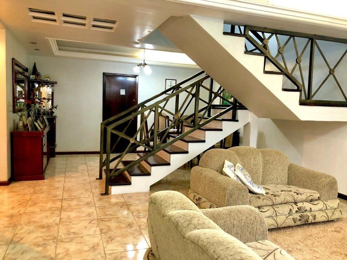 Вилла Casa Com Piscina Proximo Atrativos/ Wifi/ Garagem Фос-ду-Игуасу Экстерьер фото