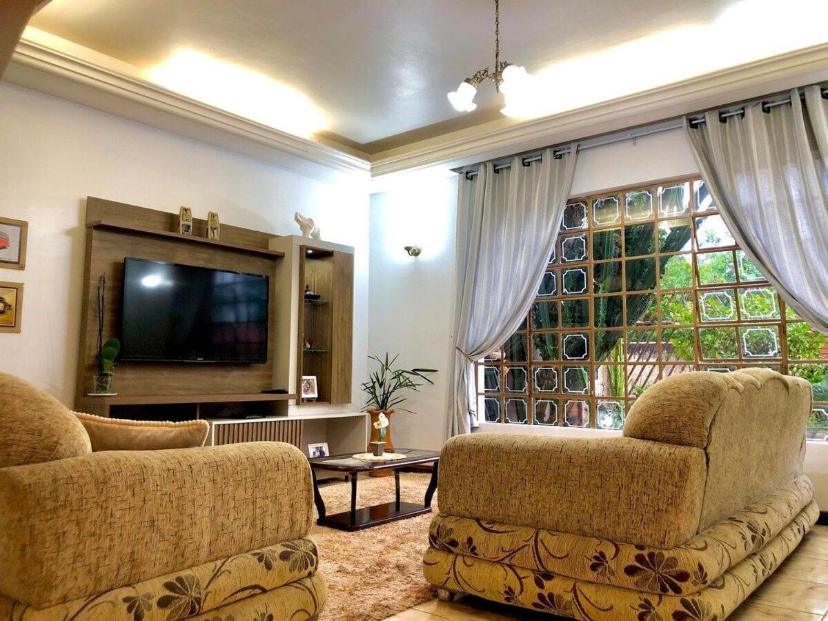 Вилла Casa Com Piscina Proximo Atrativos/ Wifi/ Garagem Фос-ду-Игуасу Экстерьер фото